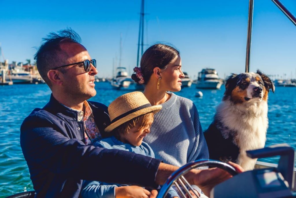 family-boat-ride