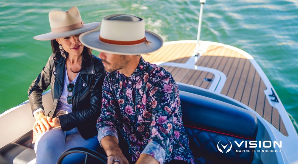 couple-riding-electric-boat